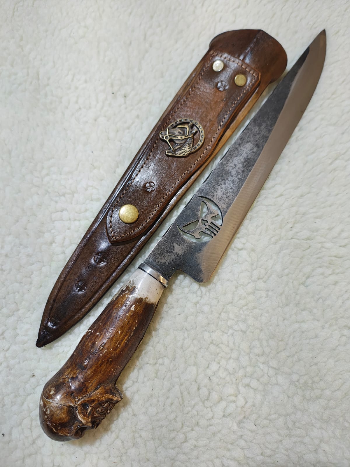 Faca Caveira 9"